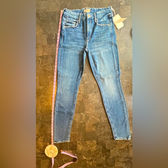 NWT Mother “The Looker” in color “Where is my mind” size 24 current retail $248. - Picture 14 of 17